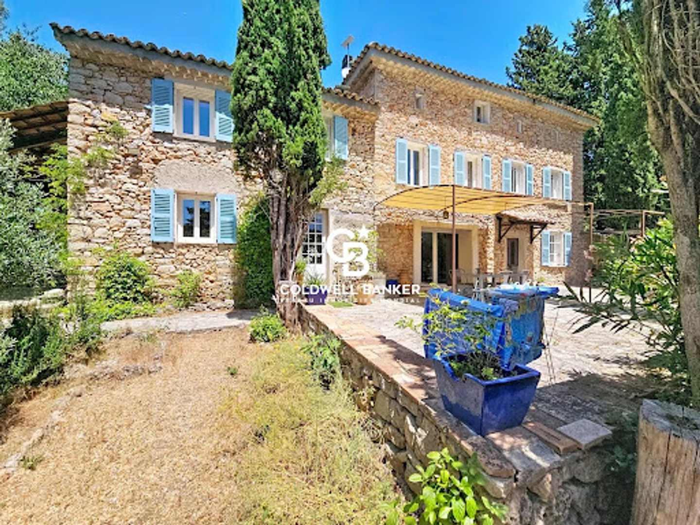 Maison 10 pièces 280 m²