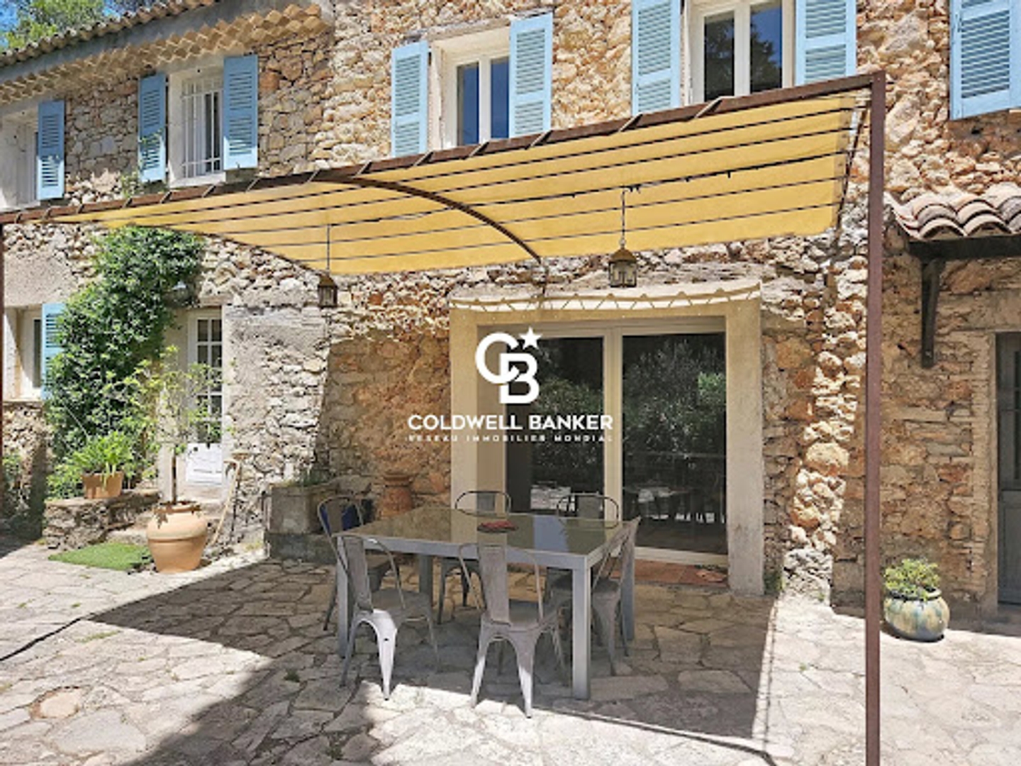 Maison à vendre - 10 pièces - 280m2 - Lorgues (83510)