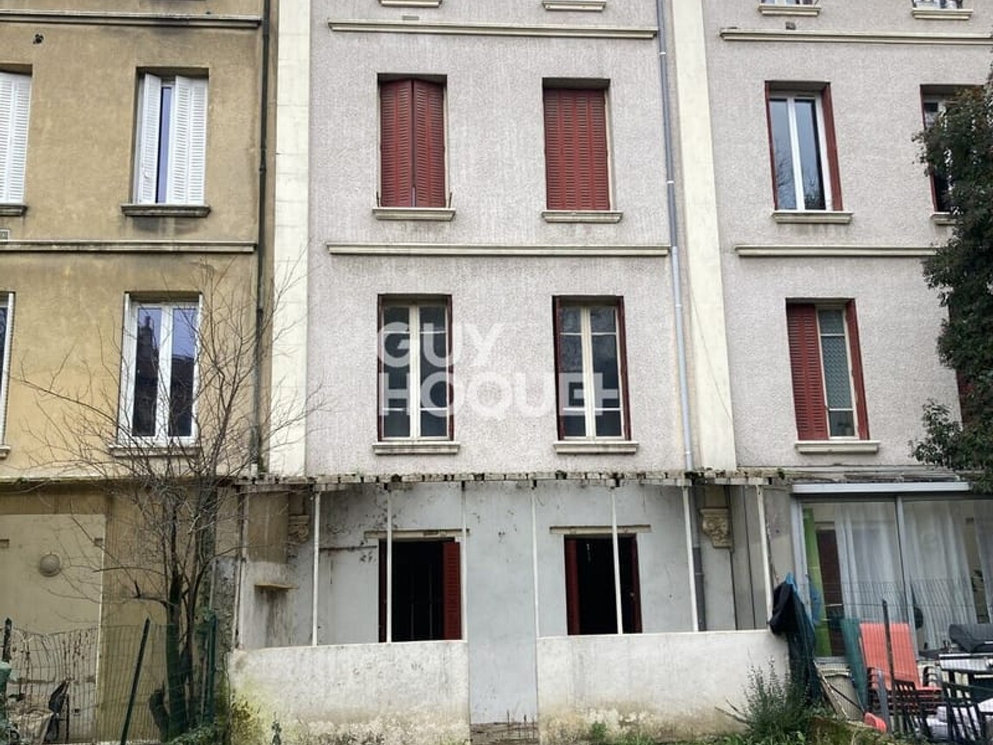 Immeuble industriel 2 pièces 134 m²