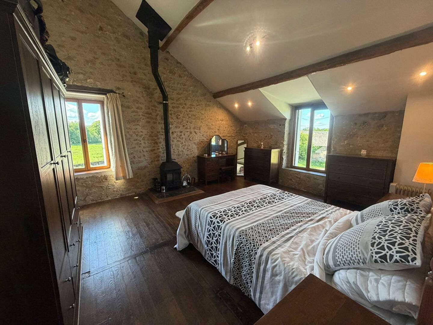 Maison 6 pièces 199 m²