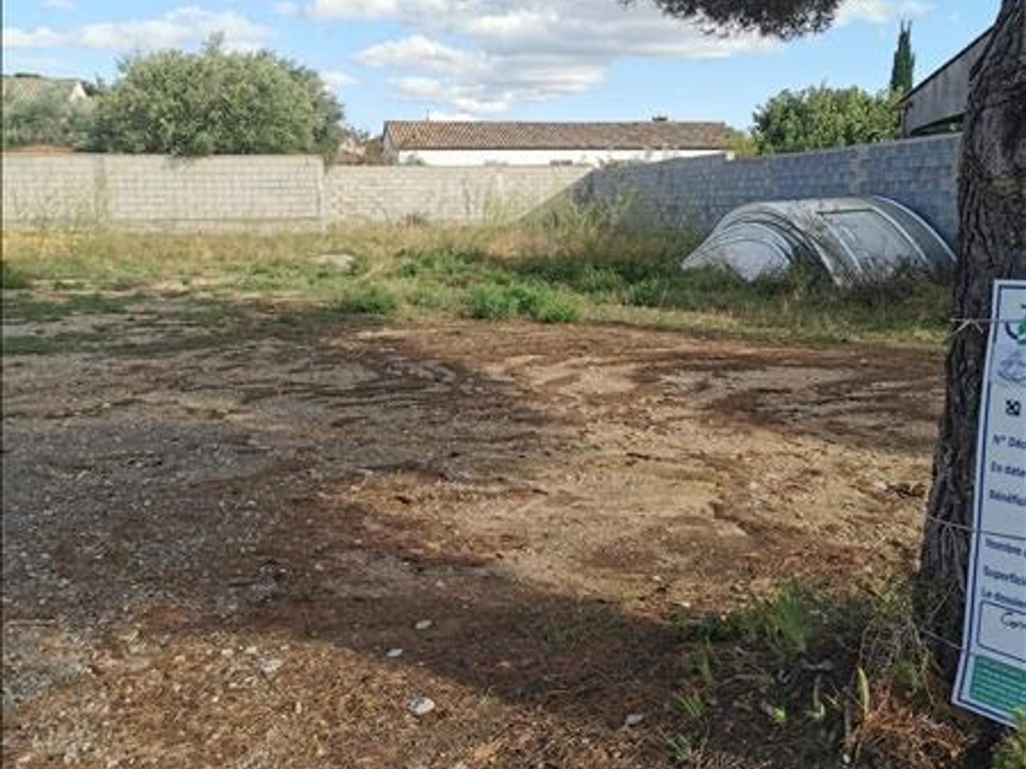 Terrain 500 m²