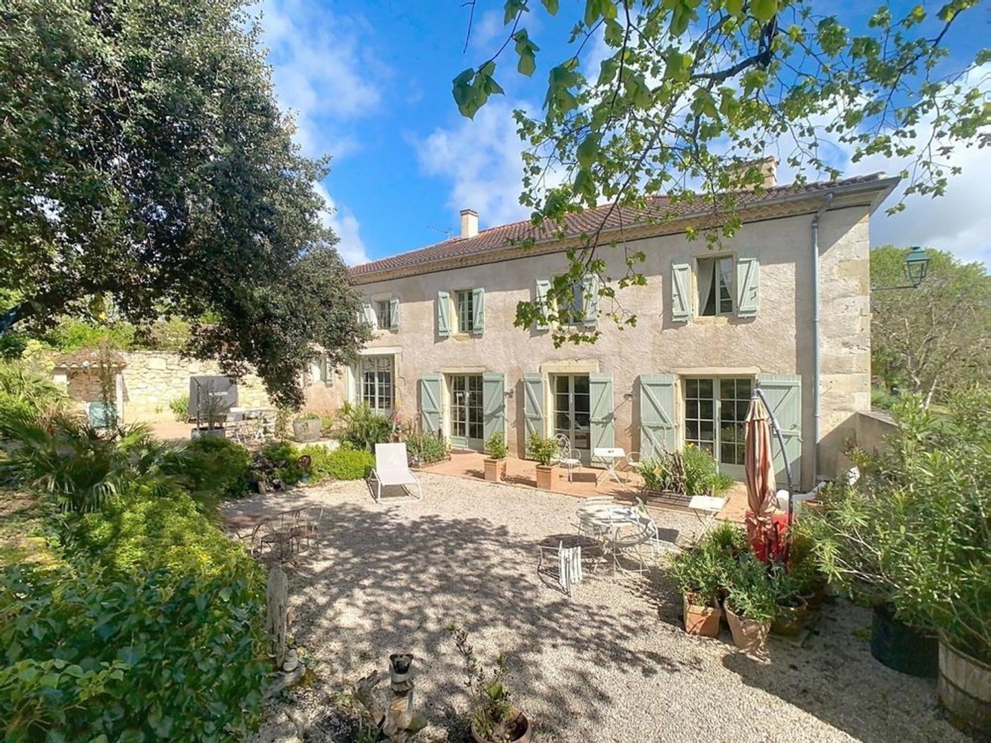 Maison 7 pièces 270 m²