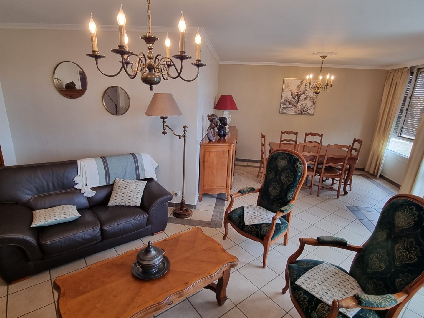 Appartement à vendre - 5 pièces - 121m2 - Roanne (42300)