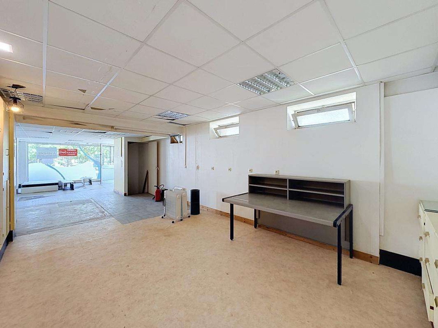 Local 131 m²