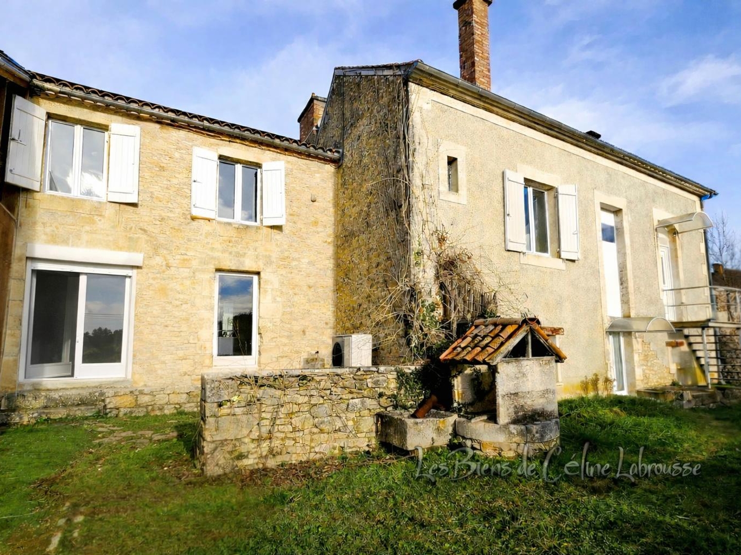 Ensemble de 2 maisons 13 pièces 262 m²