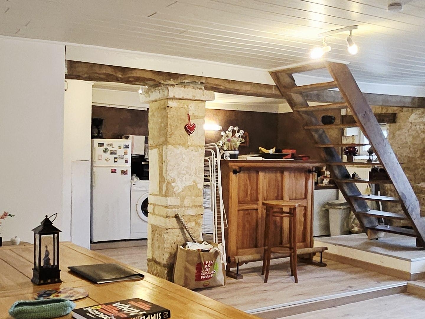 Immeuble à vendre - 13 pièces - 262m2 - Savignac-Les-Églises (24420)