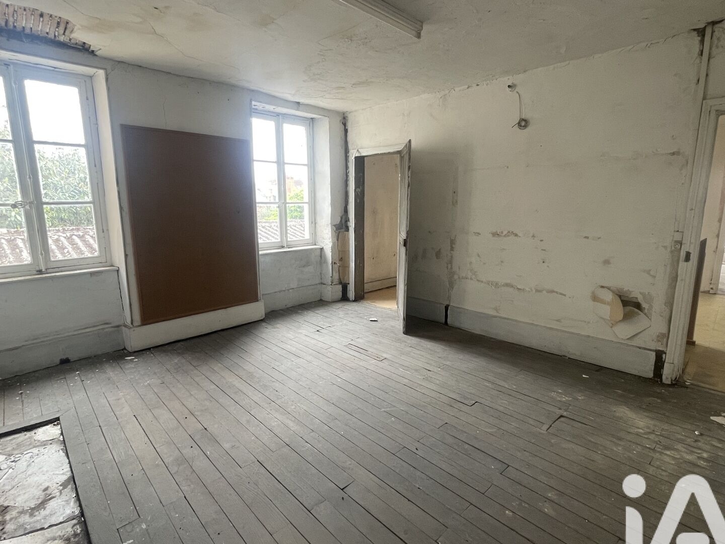 Immeuble à vendre - 770m2 - Nevers (58000)