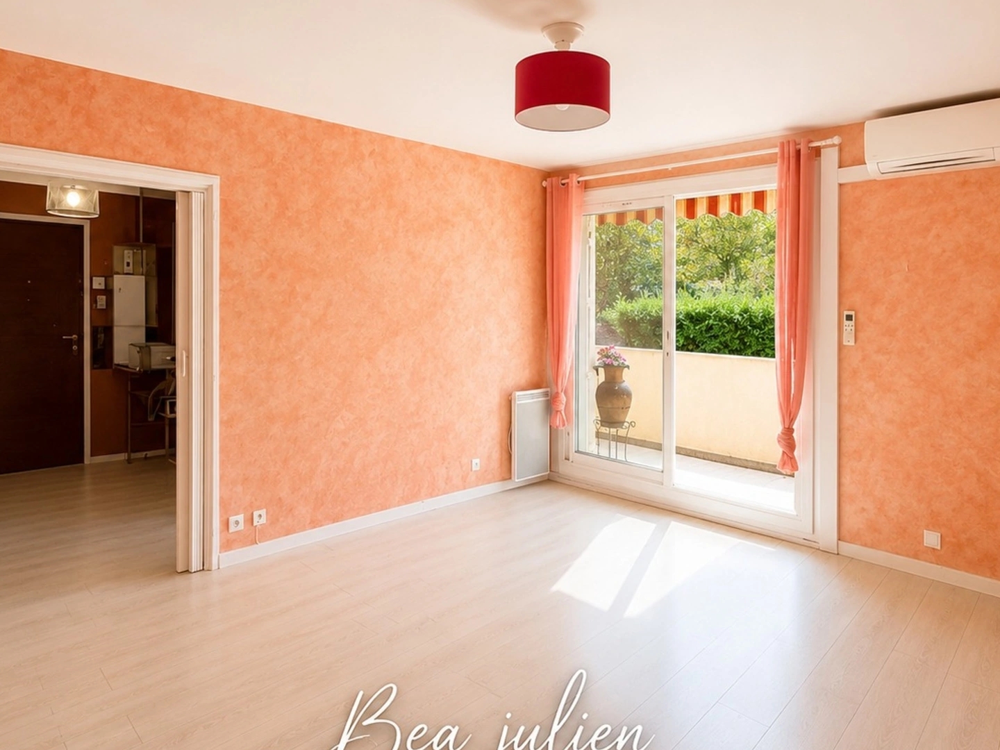 Appartement à vendre - 3 pièces - 73m2 - Le Beausset (83330)