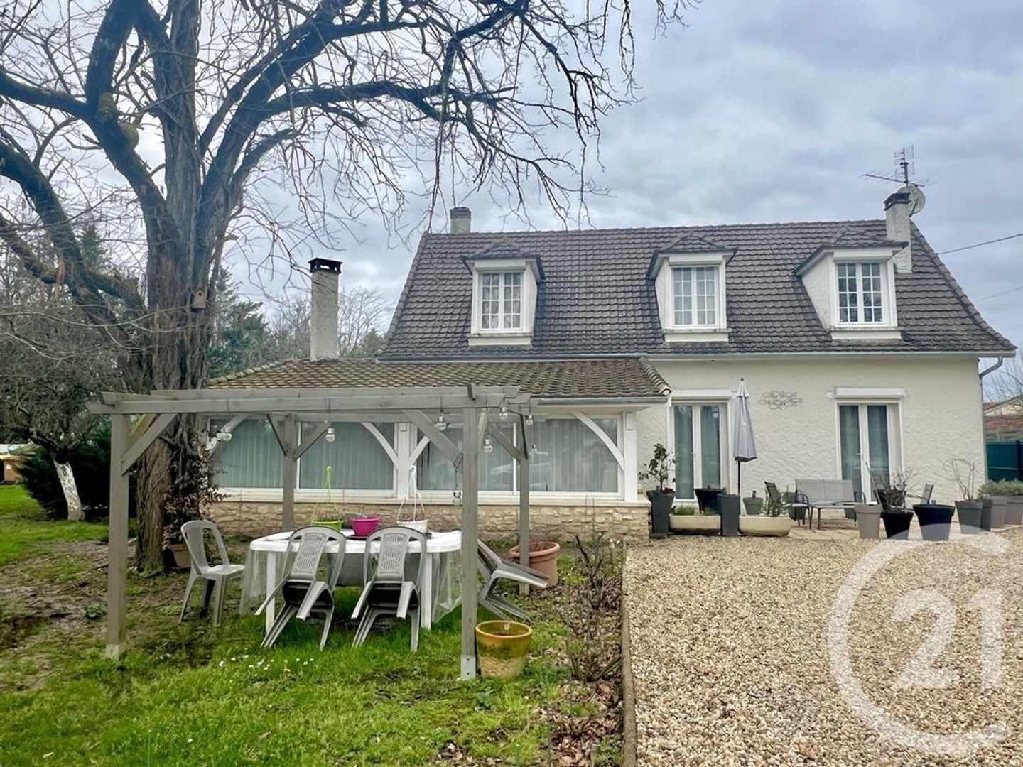 Maison à vendre - 5 pièces - 206m2 - Moulin-Neuf (24700)
