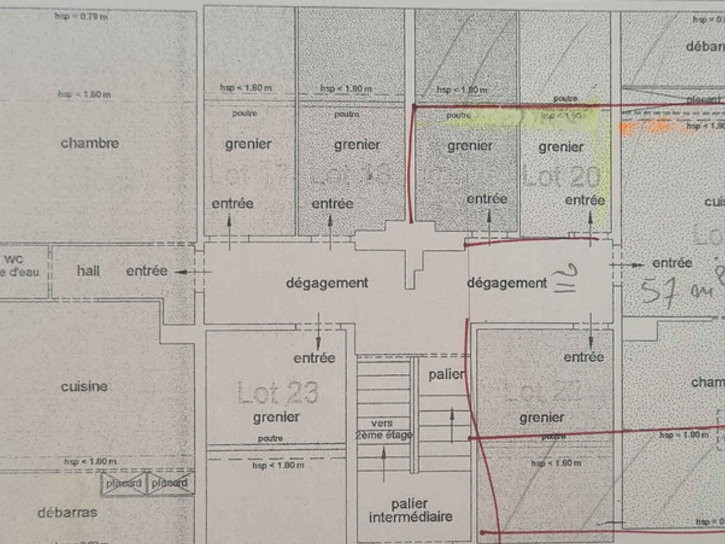 Appartement à rénover entièrement, fort potentiel !