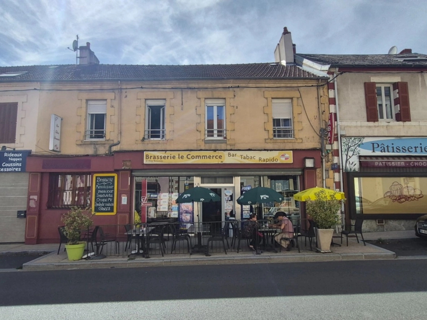 Magasin à vendre - 5 pièces - 90m2 - Saint-Éloy-Les-Mines (63700)