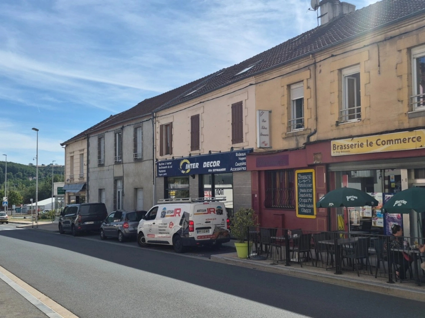 Magasin à vendre - 5 pièces - 90m2 - Saint-Éloy-Les-Mines (63700)