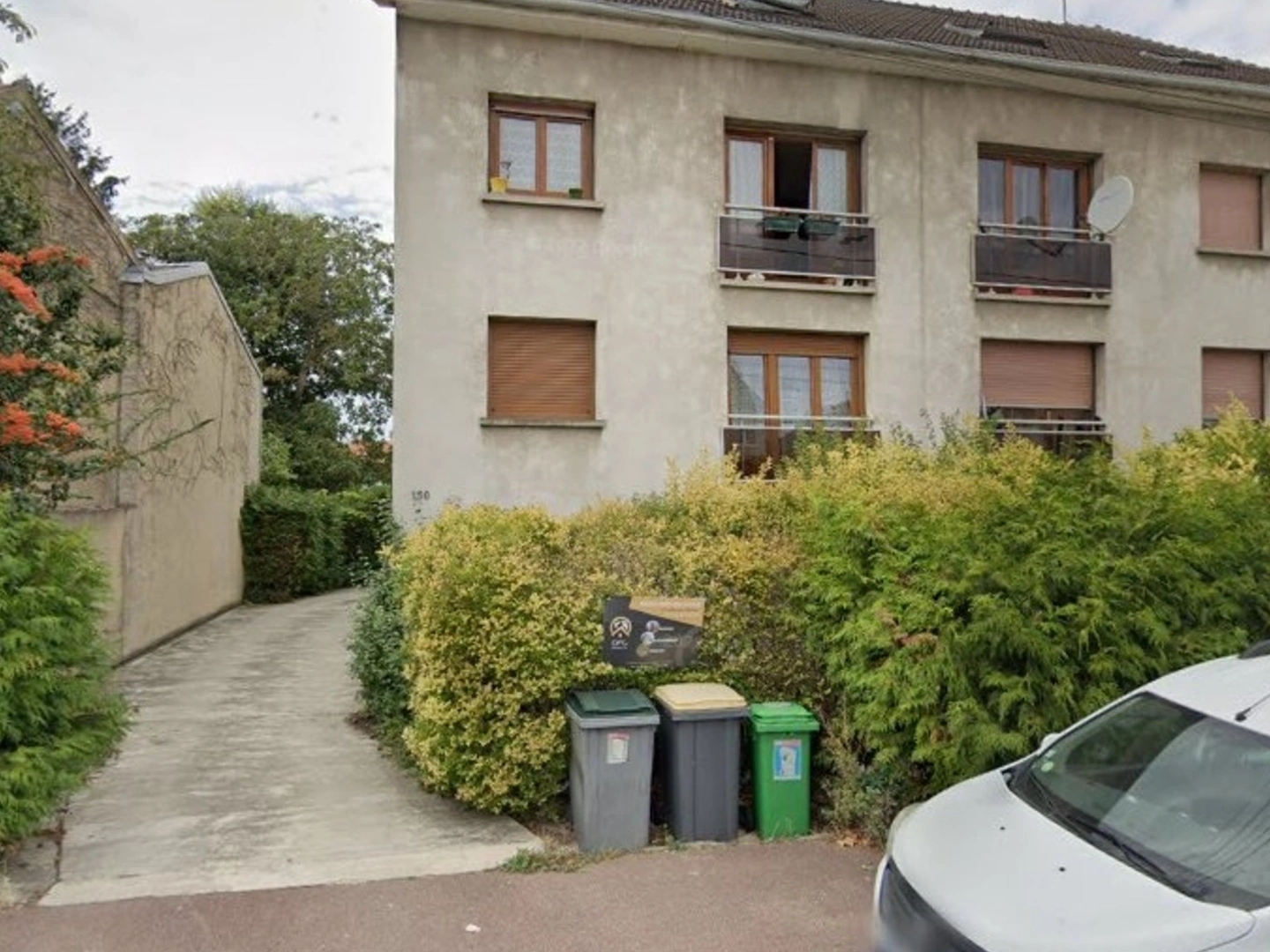 TREMBLAY EN FRANCE (93) - DPE D - APPARTEMENT T3 A RENOVER AVEC PARKING DANS PETITE RESIDENCE A PRIX FOU