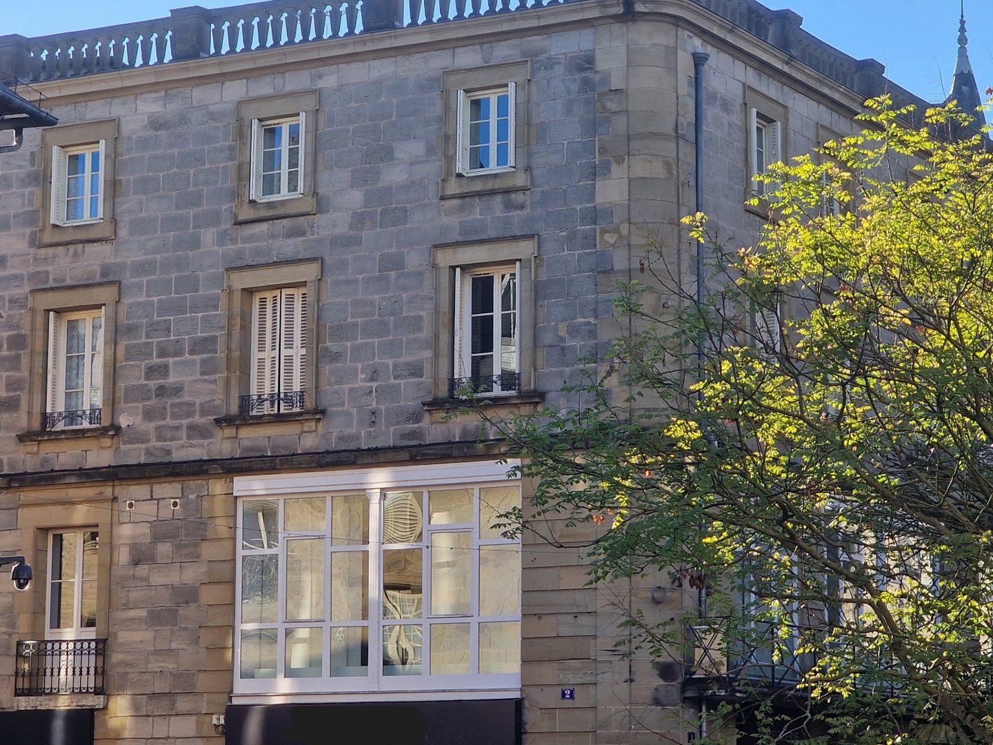 Appartement à vendre - 3 pièces - 84m2 - Brive-La-Gaillarde (19100)