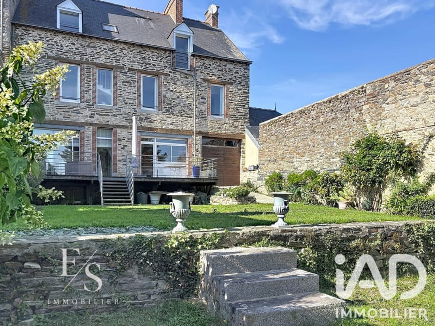Maison à vendre - 10 pièces - 292m2 - Janzé (35150)