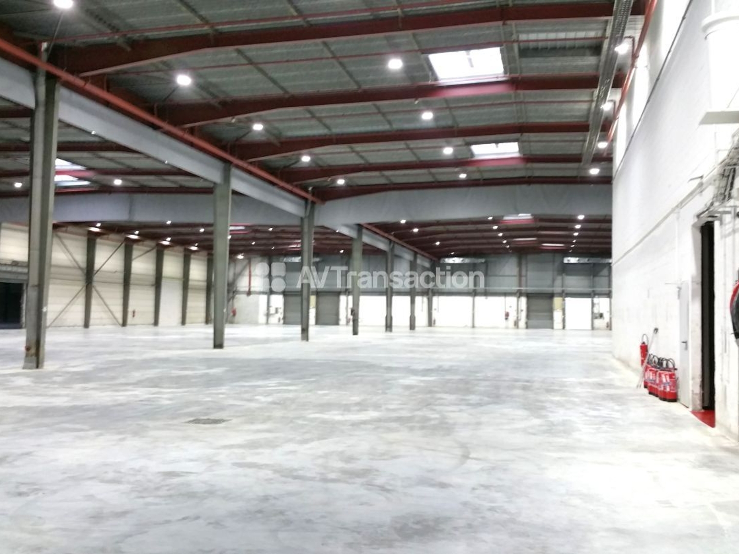 Bureaux à vendre - 10610m2 - Louviers (27400)