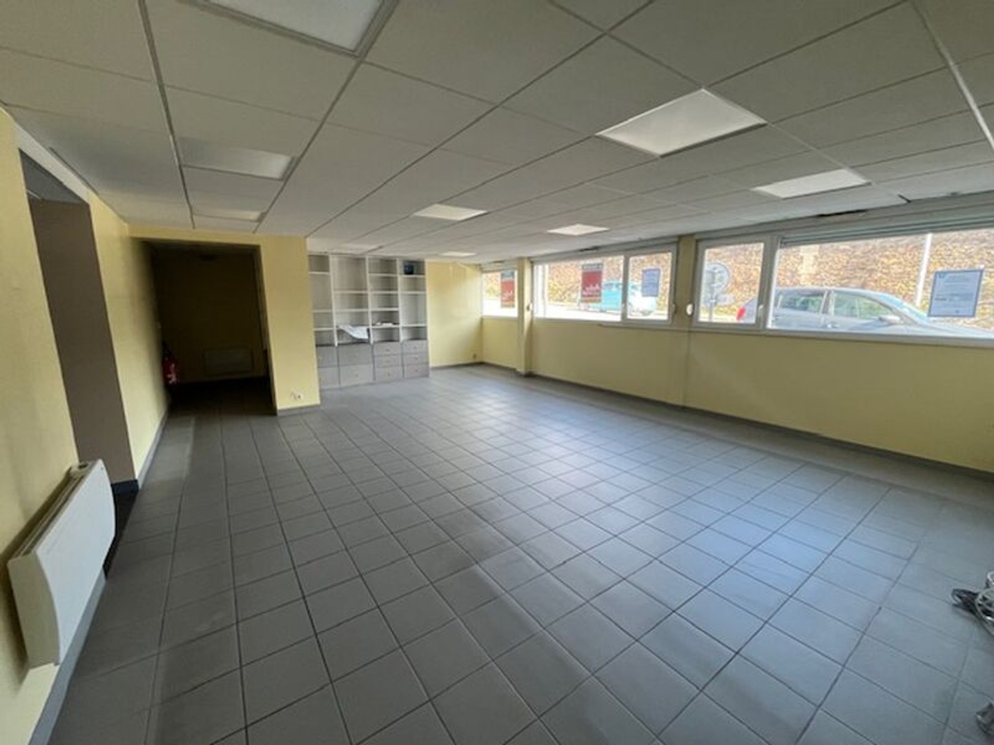 A LOUER A VENDRE - PROCHE JAURES - LOCAUX PROFESSIONNELS 164 m²