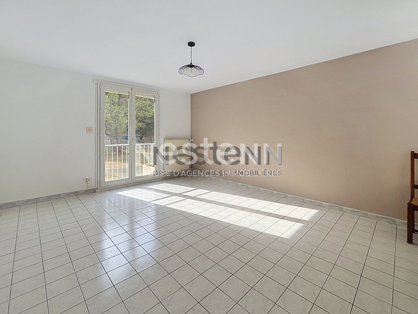 Appartement à vendre - 4 pièces - 103m2 - Pierrelatte (26700)