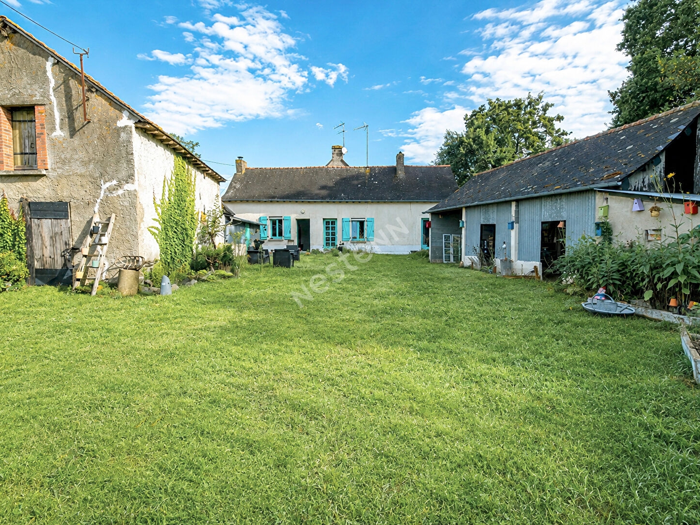 BOISTRUDAN - MAISON DE CHARME AVEC GRAND TERRAIN, DÉPENDANCES ET FORT POTENTIEL
