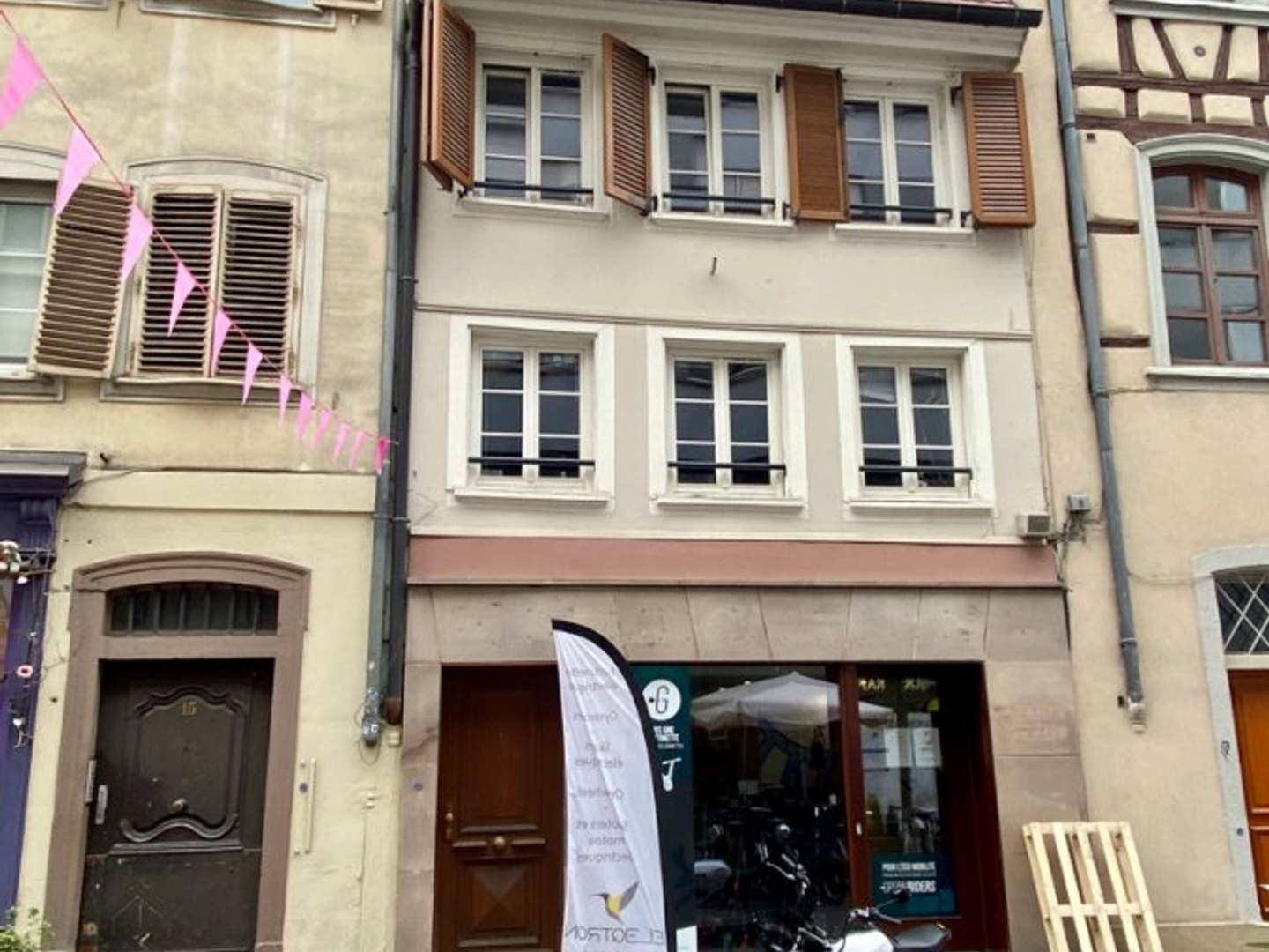Commerce 1 pièce