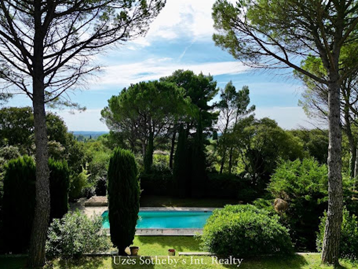 Maison à vendre - 6 pièces - 250m2 - Nîmes (30900)