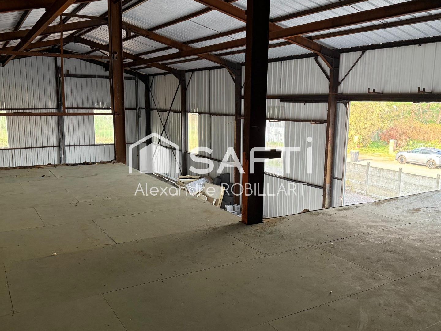 Locaux à vendre - 3 pièces - 300m2 - Liévin (62800)