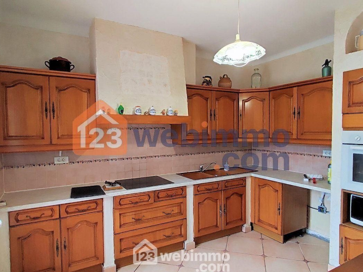 Maison à vendre - 5 pièces - 134m2 - Vernègues (13116)