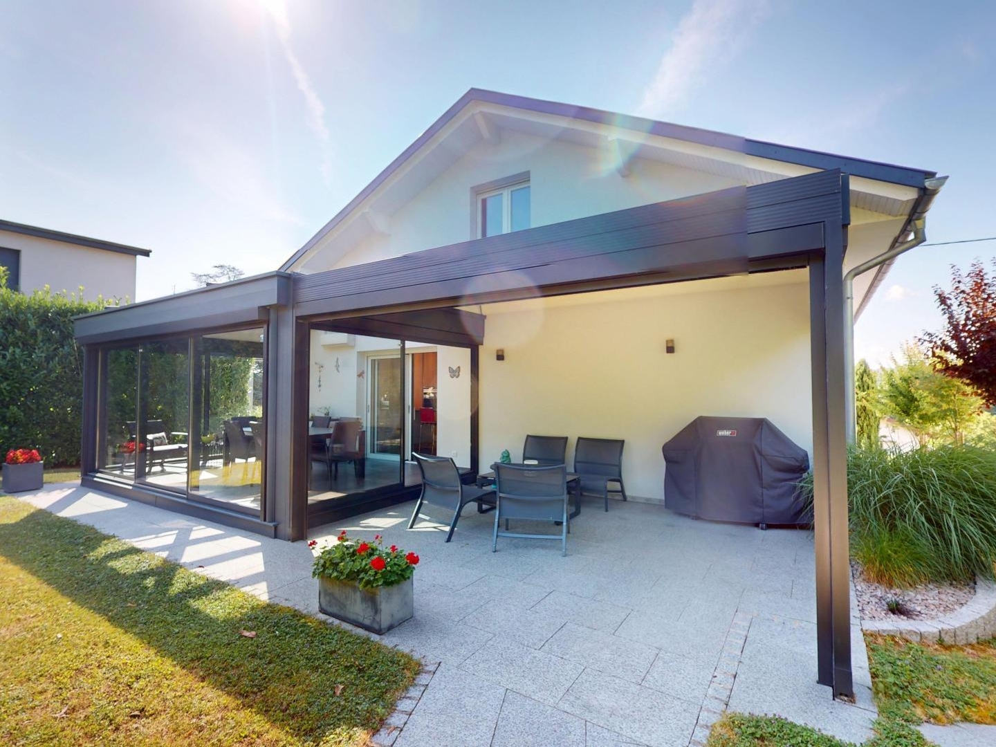 HOCHSTATT - Maison de plain-pied 158€m² avec sous-sol aménagé, jardin, pergola et double garage