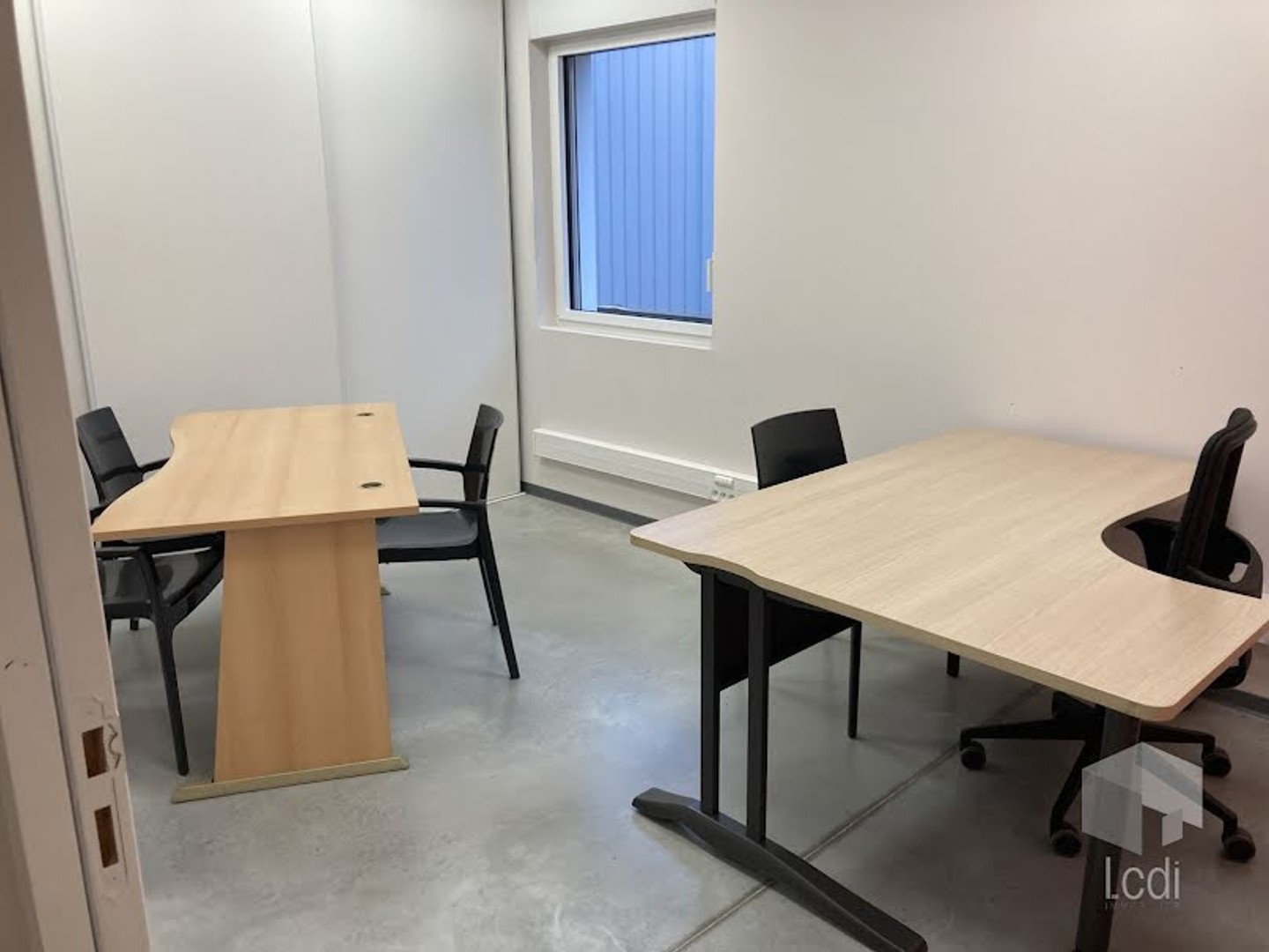 Bureaux 7 pièces 300 m²