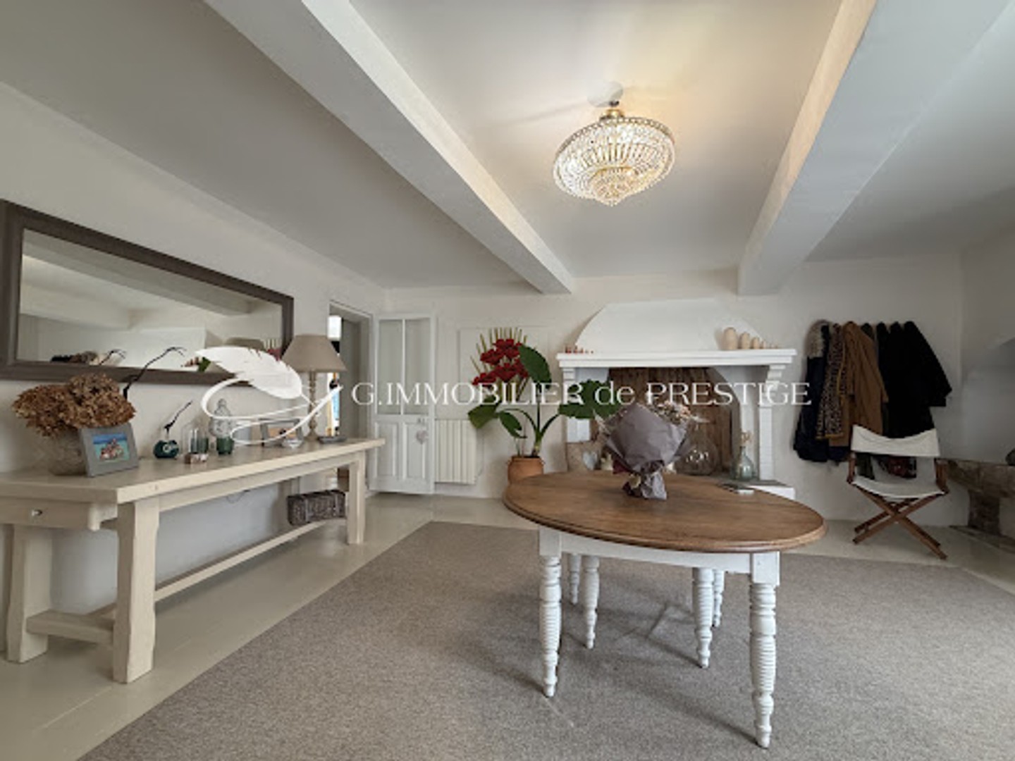 Appartement à vendre - 7 pièces - 245m2 - Modène (84330)