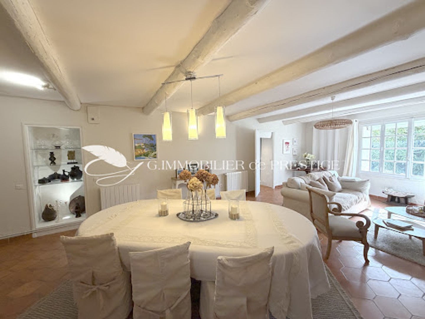 Appartement à vendre - 7 pièces - 245m2 - Modène (84330)