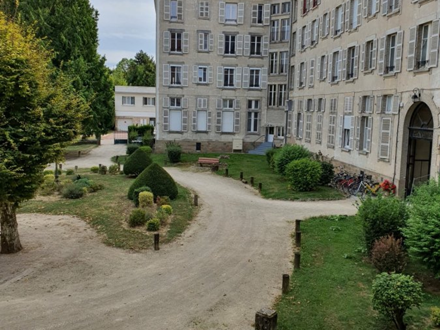 Appartement à vendre - 2 pièces - 37m2 - Vittel (88800)