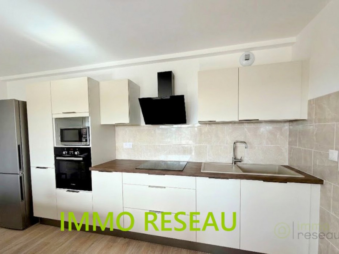 Appartement à vendre - 3 pièces - 65m2 - Saint-Gilles-Croi... (85800)