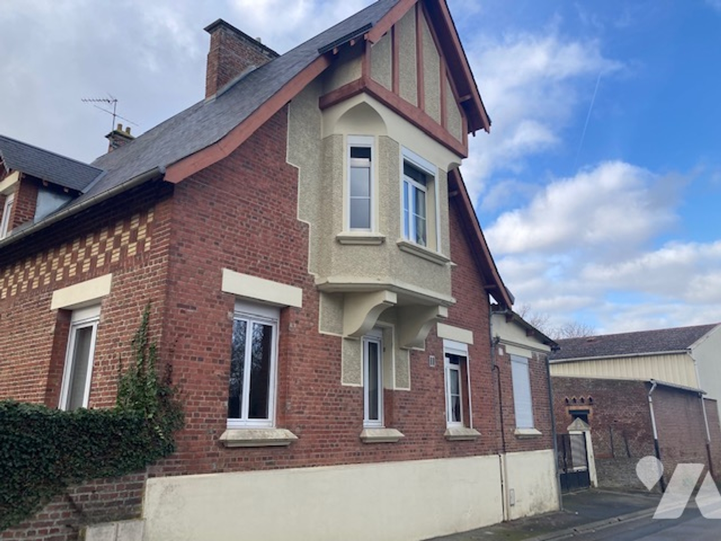 Maison 10 pièces 250 m²