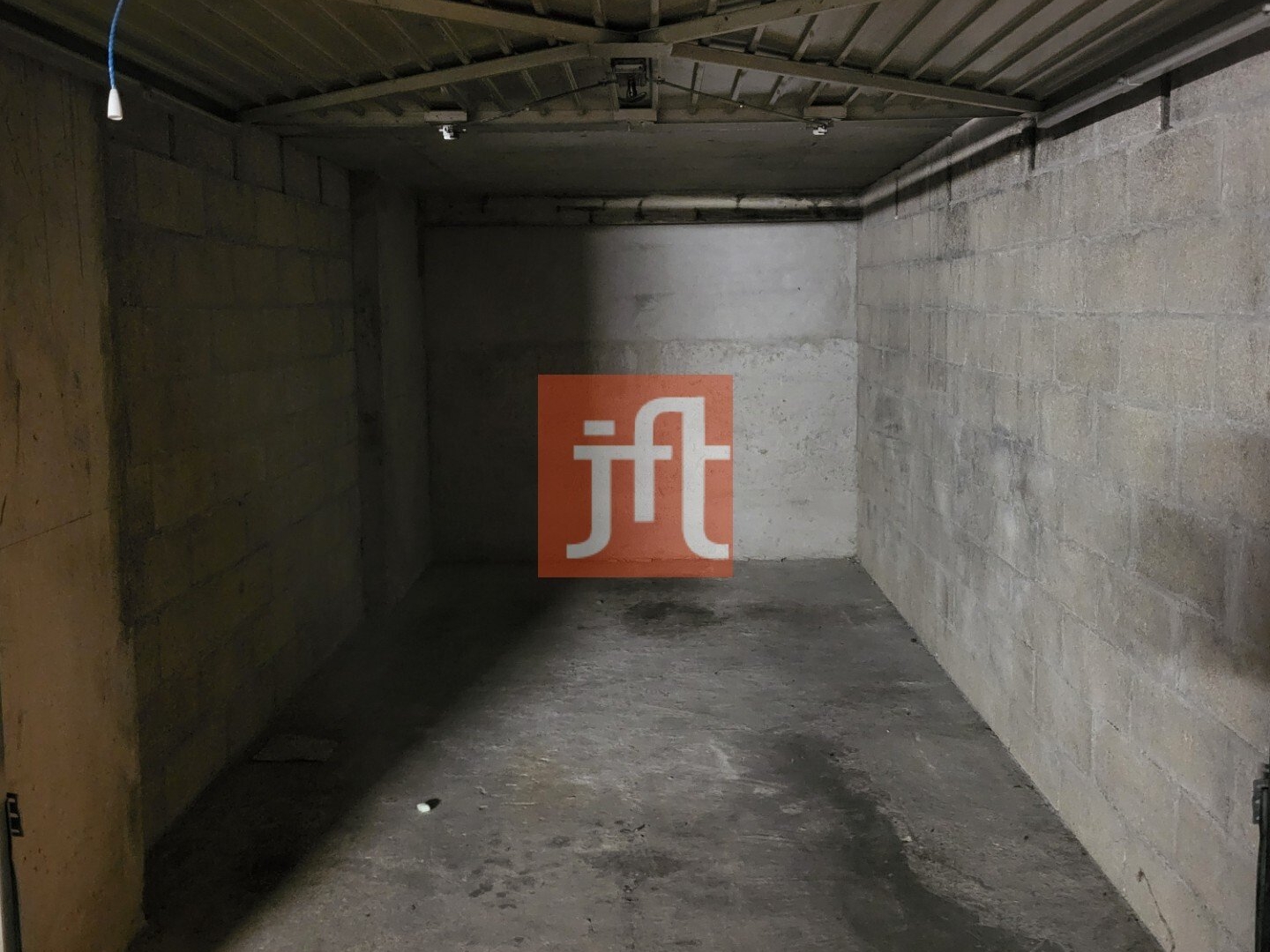 Paris XVème -Box parking