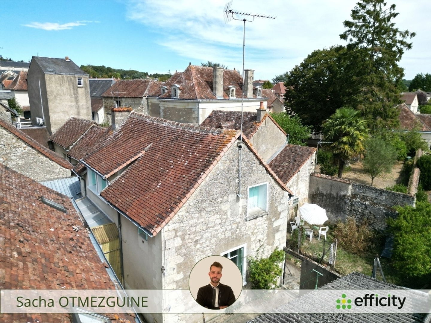 Maison à vendre - 5 pièces - 106m2 - Yzeures-Sur-Creuse (37290)