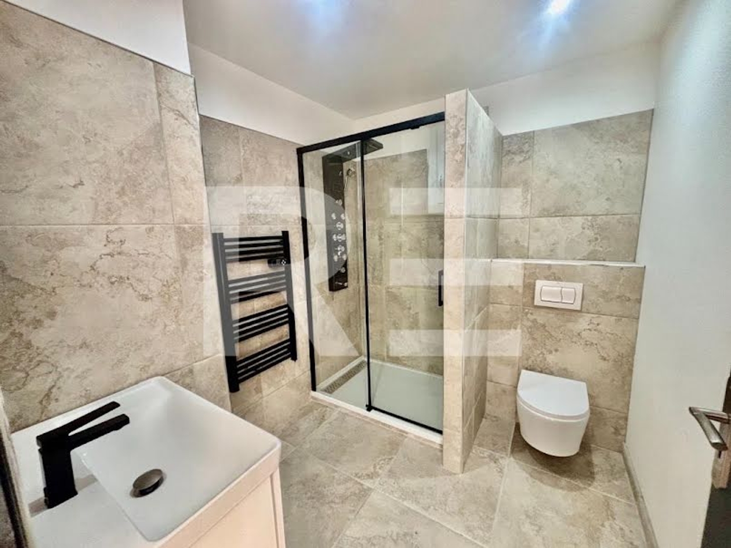 Appartement à vendre - 52m2 - Nîmes (30900)