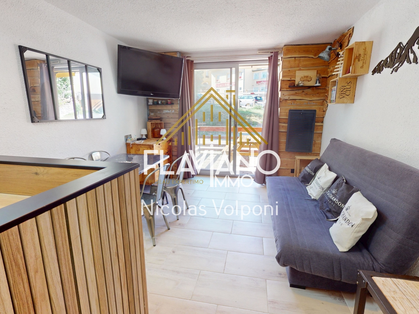 Appartement à vendre - 1 pièce - 27m2 - Enchastrayes (04400)