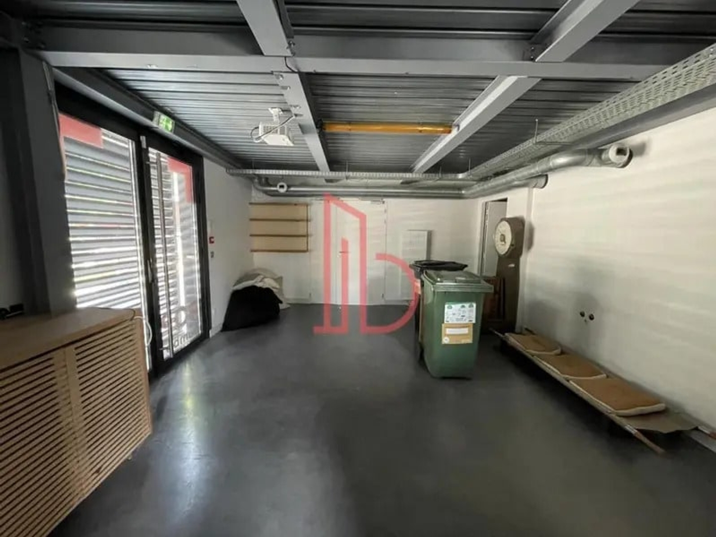 A vendre Bureaux 250m2 Bordeaux Bassins a flot
