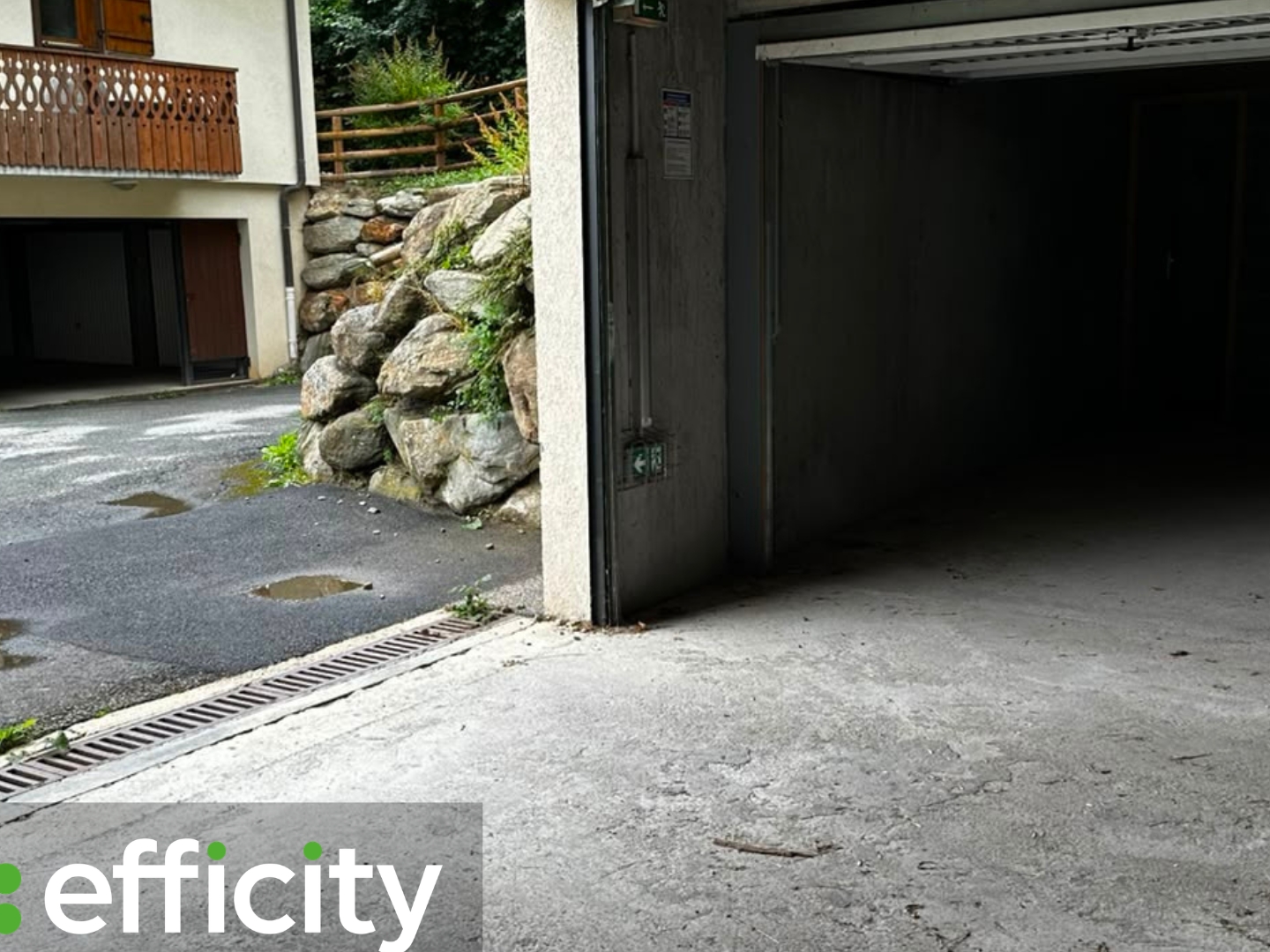 Parking 16 m²