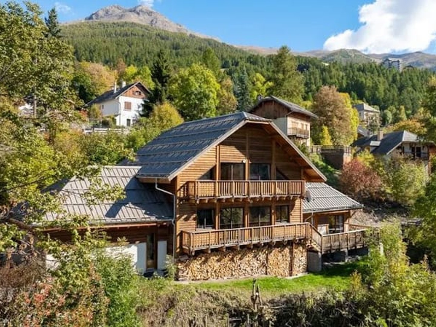 Chalet 10 pièces 330 m²