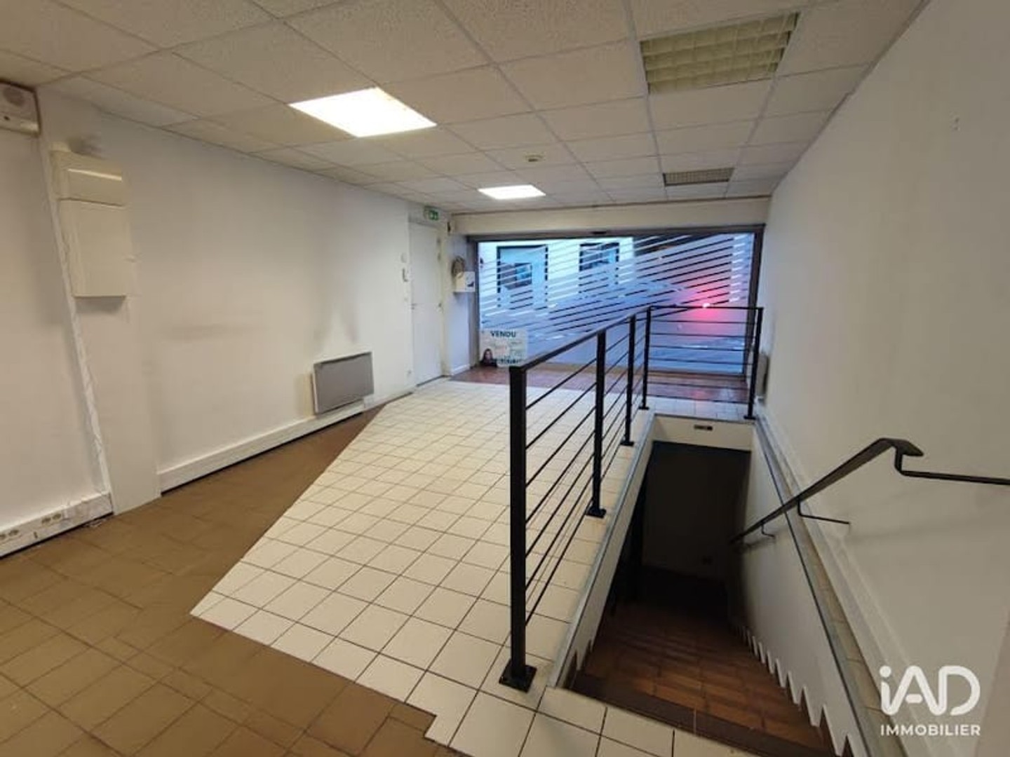 Bureaux à vendre - 213m2 - Triel-Sur-Seine (78510)