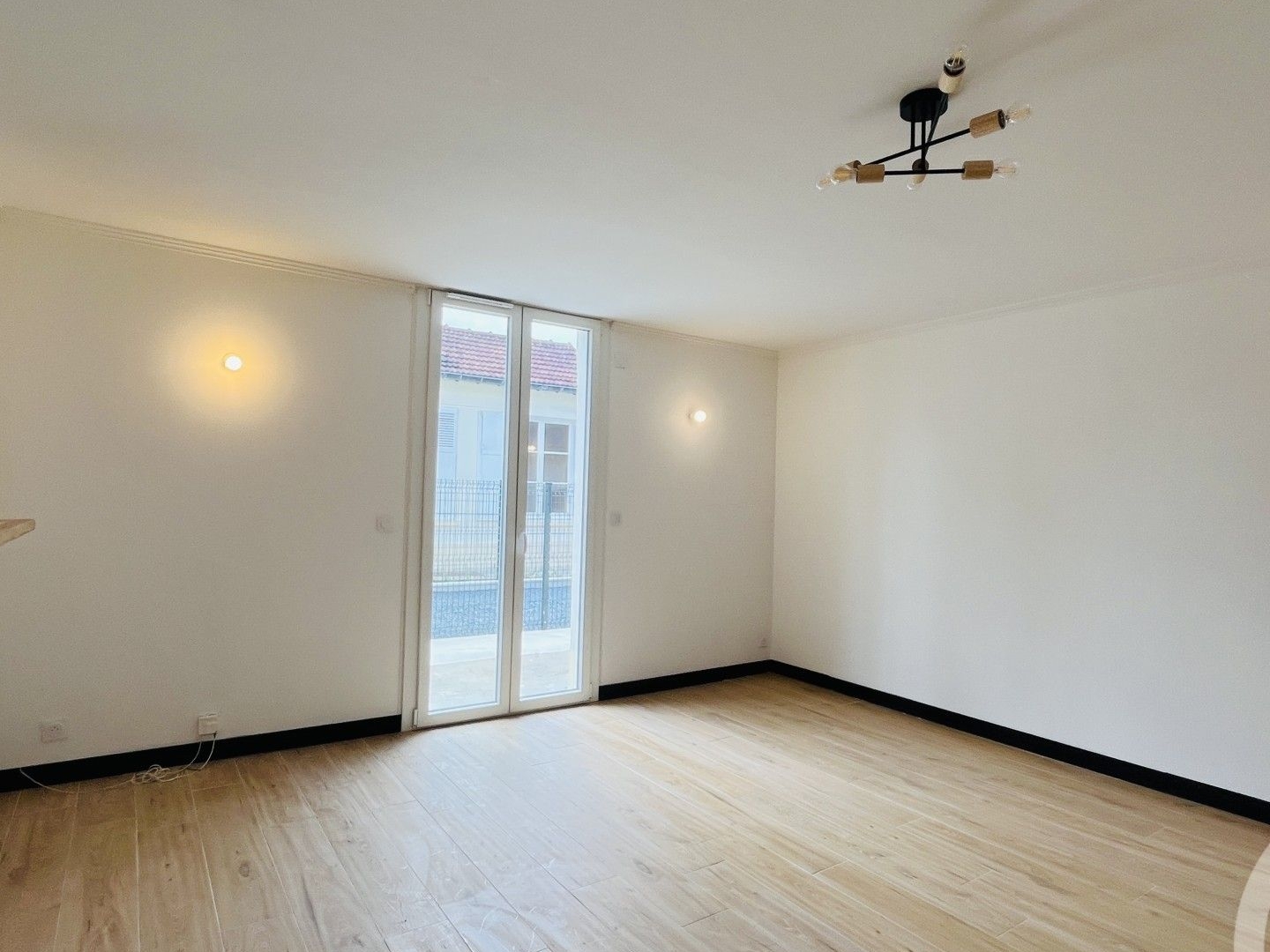 Maison à vendre - 3 pièces - 79m2 - Lisieux (14100)
