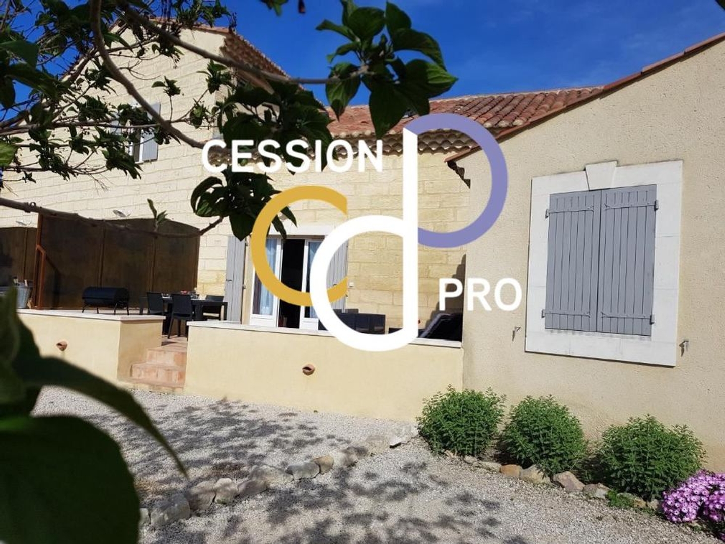 Immeuble à vendre - 250m2 - Avignon (84000)