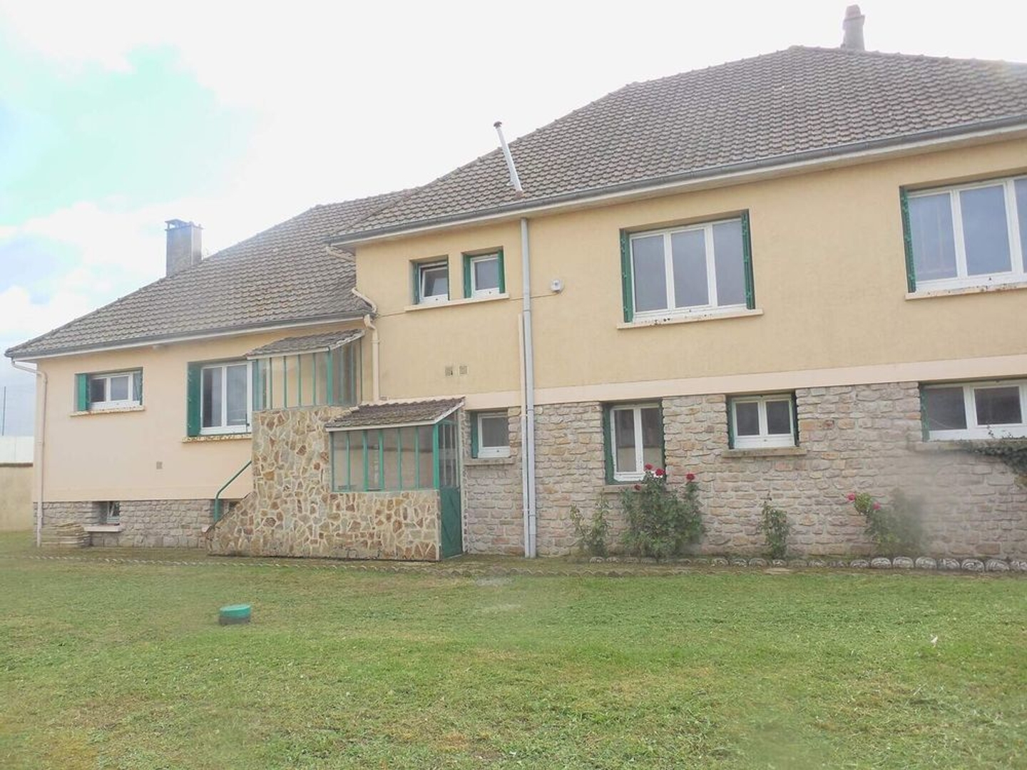 Maison à vendre - 13 pièces - 250m2 - Parsac (23140)