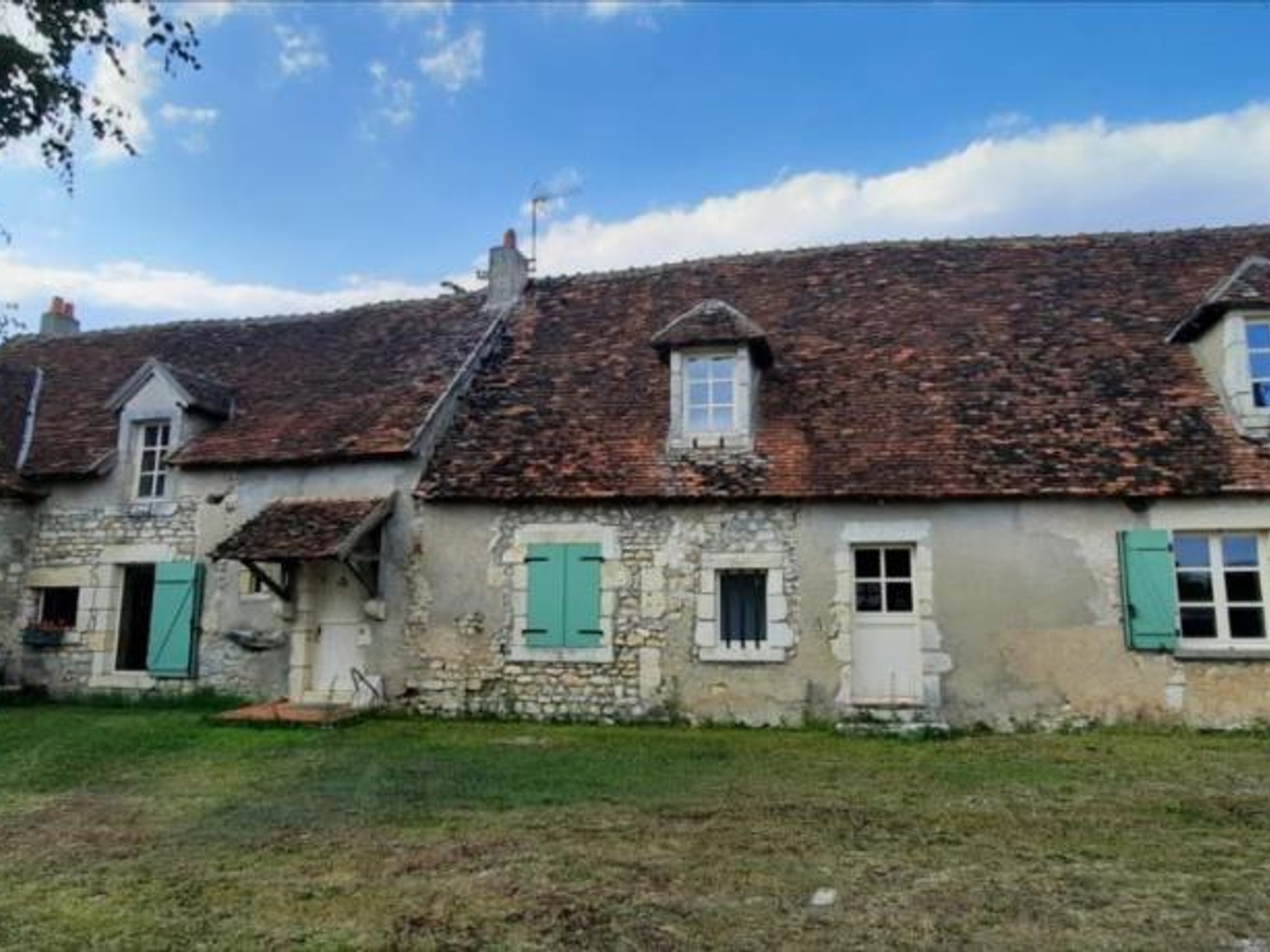 Maison à vendre - 9 pièces - 275m2 - Oulches (36800)