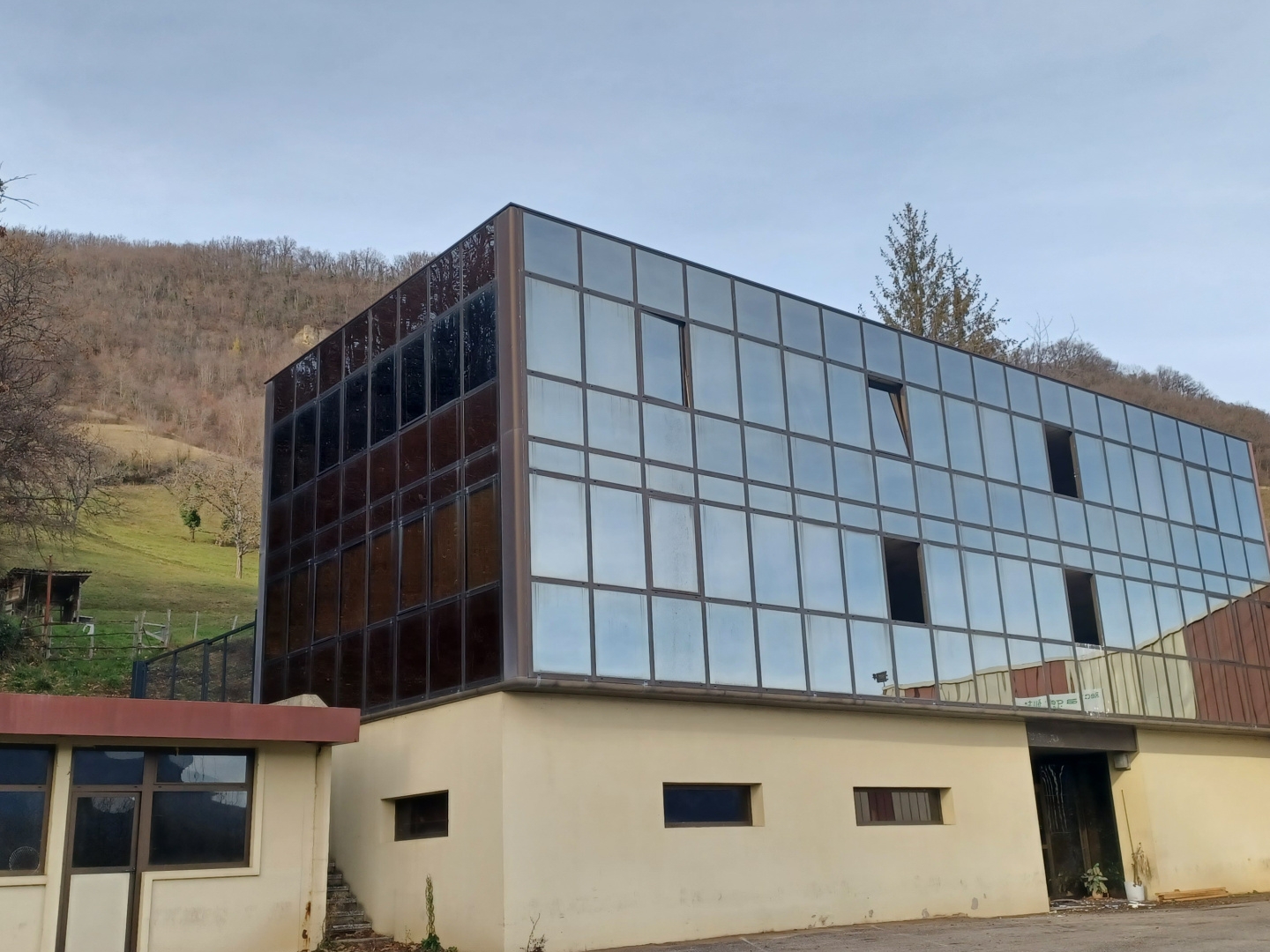 Maison à vendre - 4 pièces - 480m2 - Morette (38210)