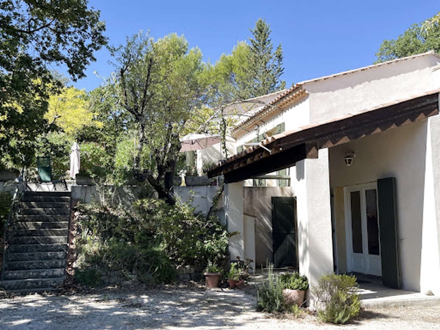 Maison à vendre - 7 pièces - 159m2 - Carpentras (84200)