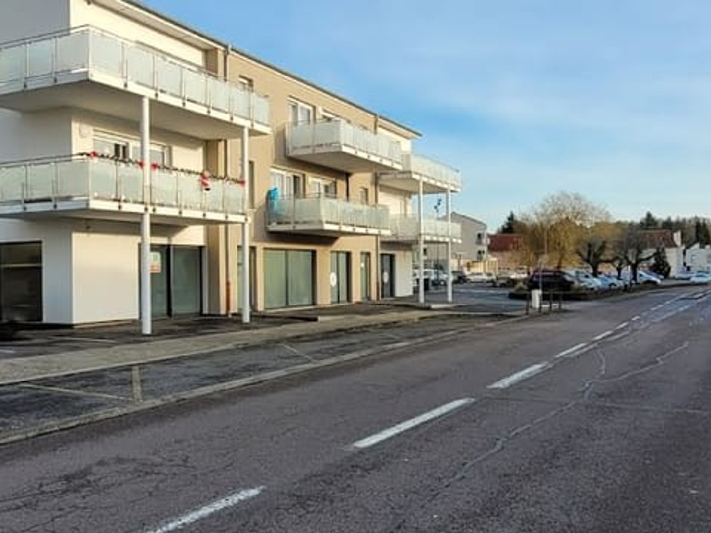 Local 1 pièce 71 m²