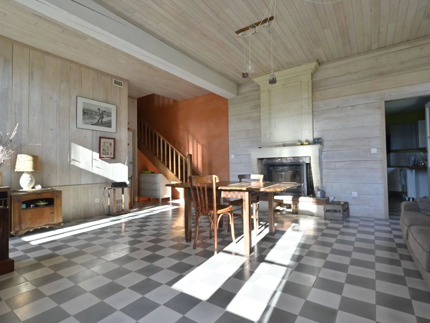 Maison à vendre - 7 pièces - 145m2 - Saint-Girons-D'ai... (33920)